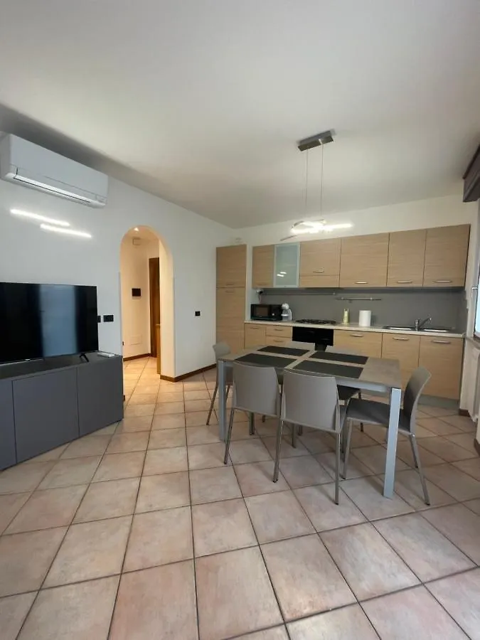 Apartment Appartamenti Hera Lazise Italy