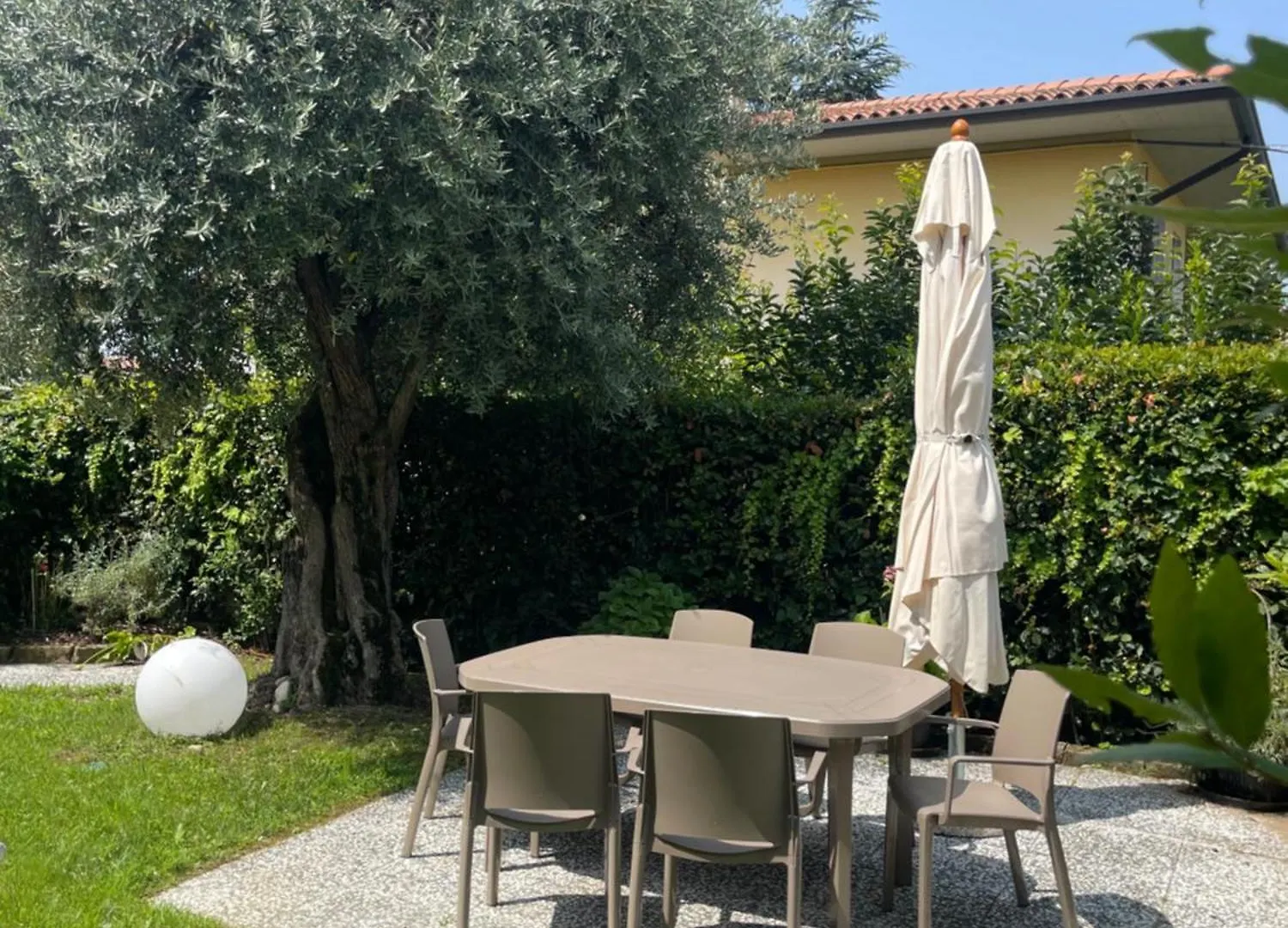 Appartamenti Hera Lazise 0*,  Italy